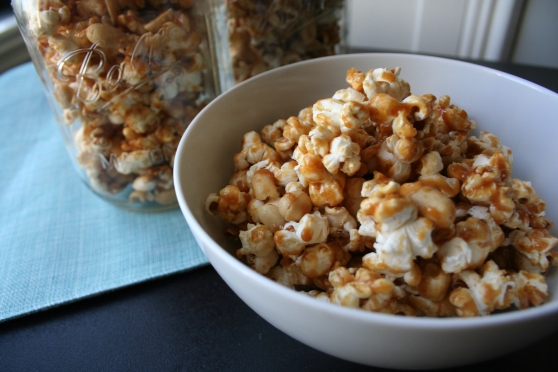 Clean & Nutty Caramel Corn // Naturally Lindsey